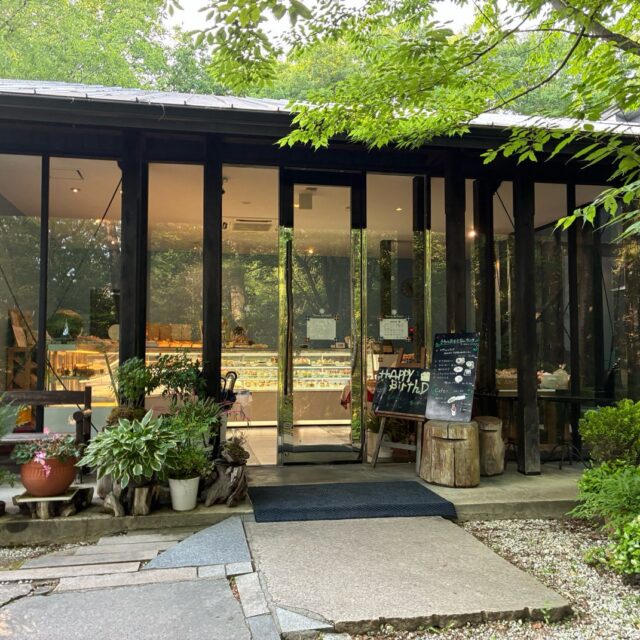 多治見市｜森の中にあるフランス洋菓子店