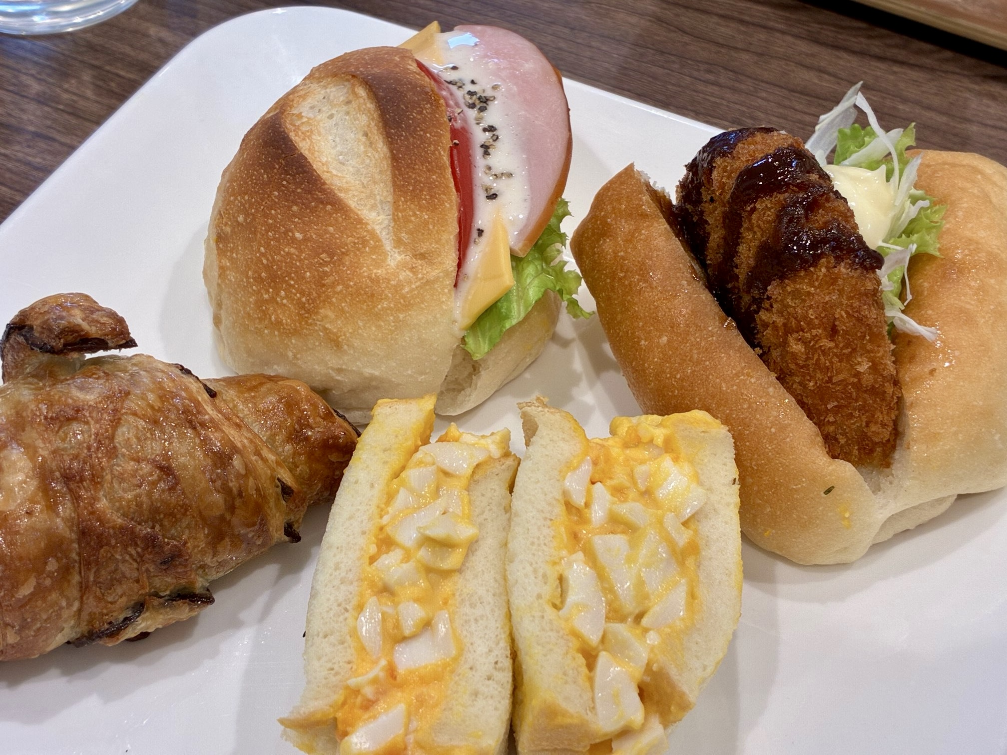 揚げたてのコッペパンや限定モーニングが大人気!土岐市で話題の米粉パン専門店