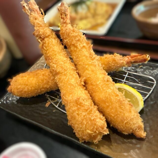 土岐市｜ボリューム満点！これがウワサのエビフライ